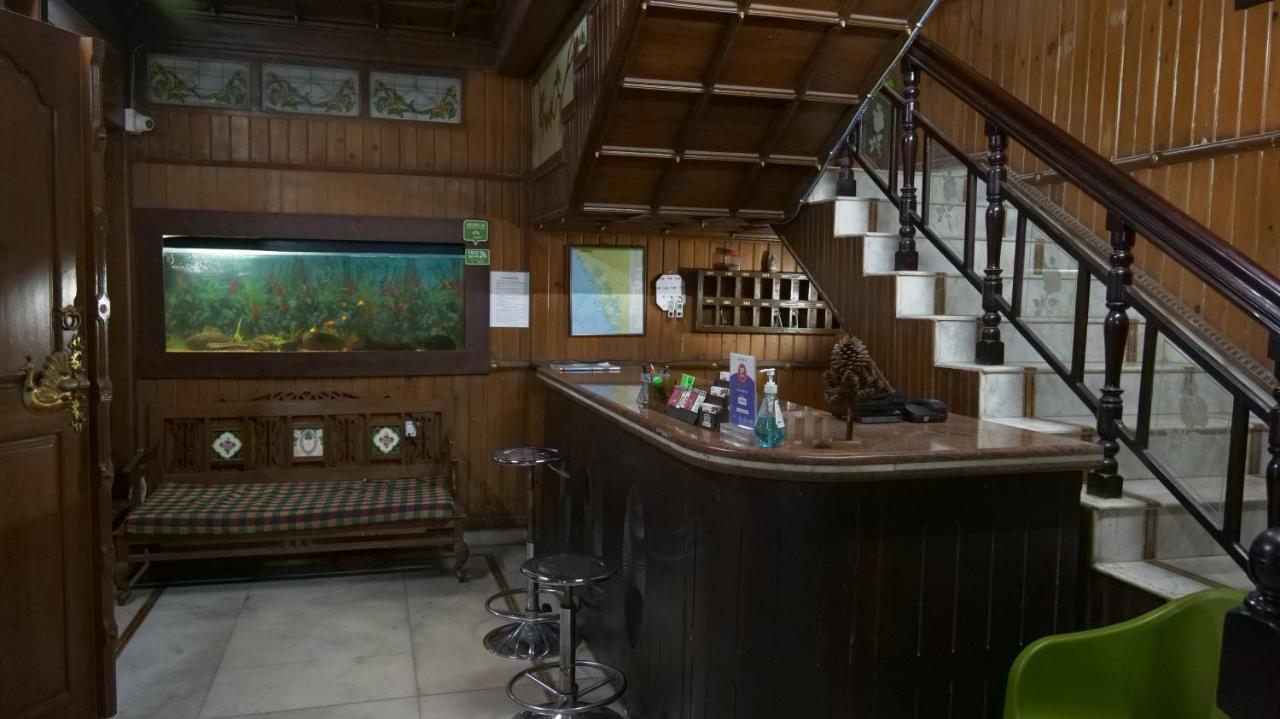Hotel White Rose Kochi Zewnętrze zdjęcie