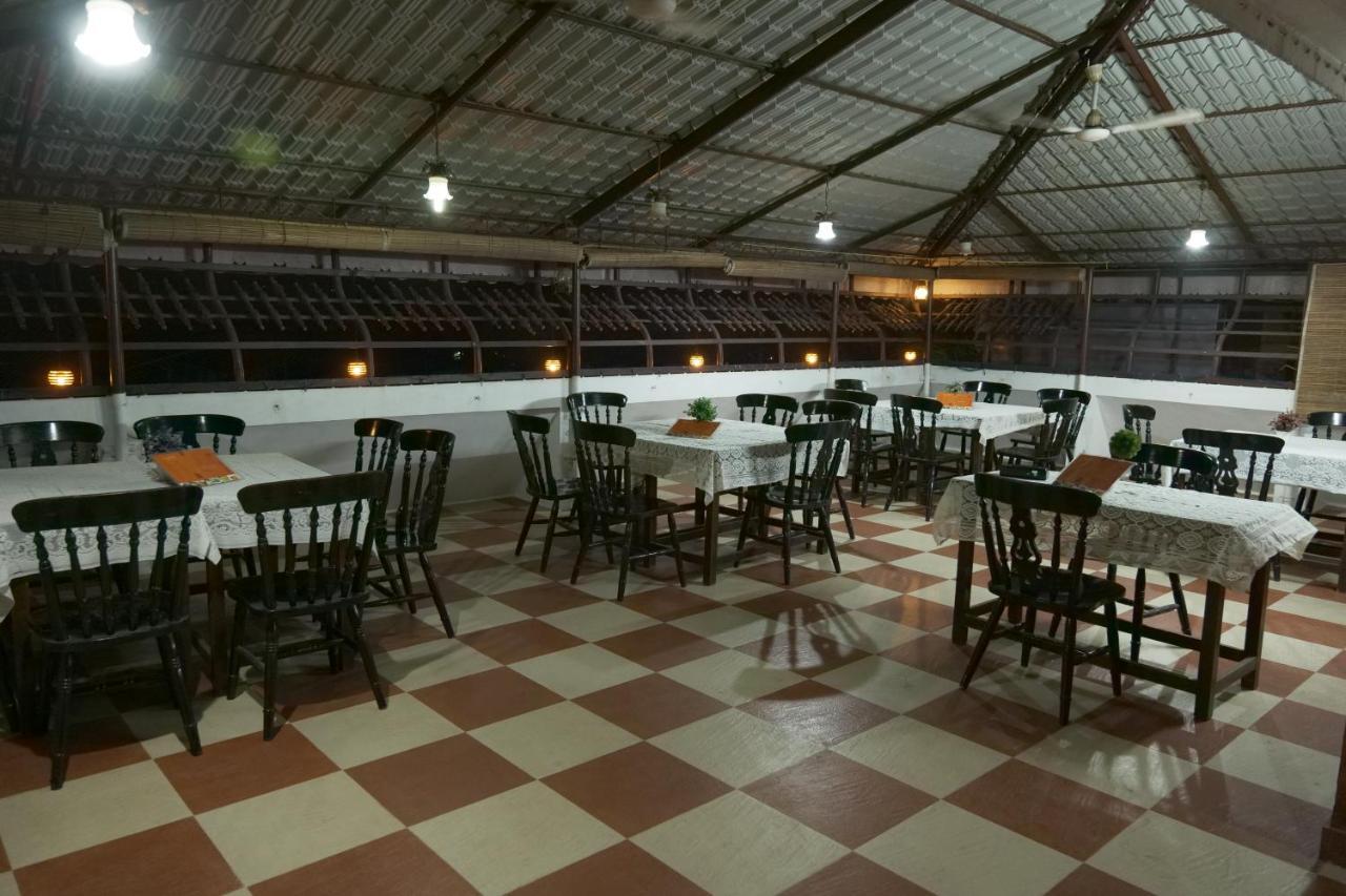 Hotel White Rose Kochi Zewnętrze zdjęcie