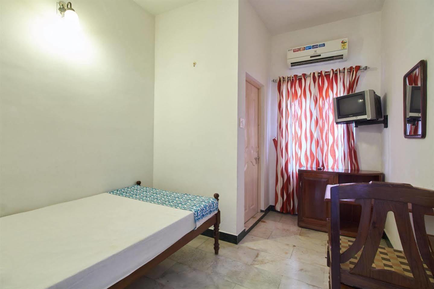 Hotel White Rose Kochi Zewnętrze zdjęcie