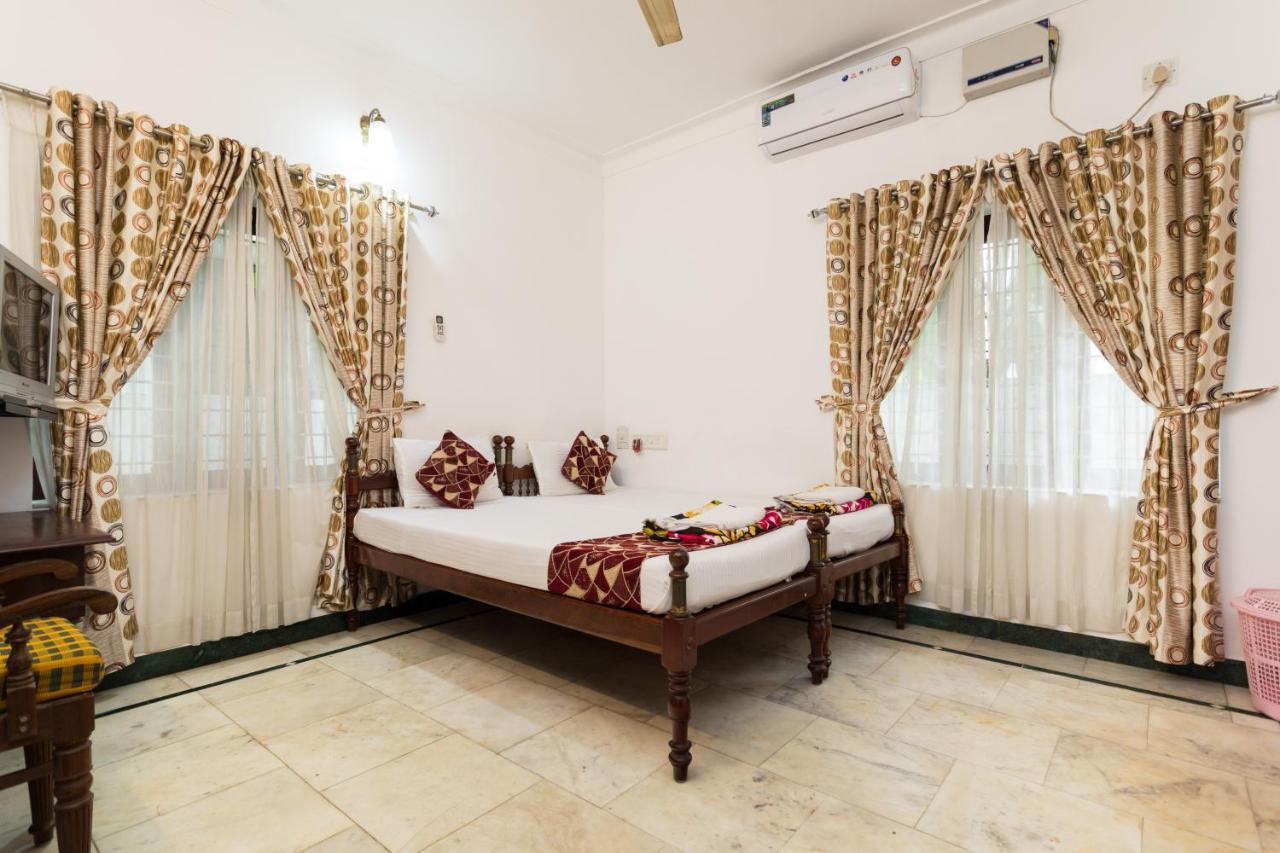 Hotel White Rose Kochi Zewnętrze zdjęcie