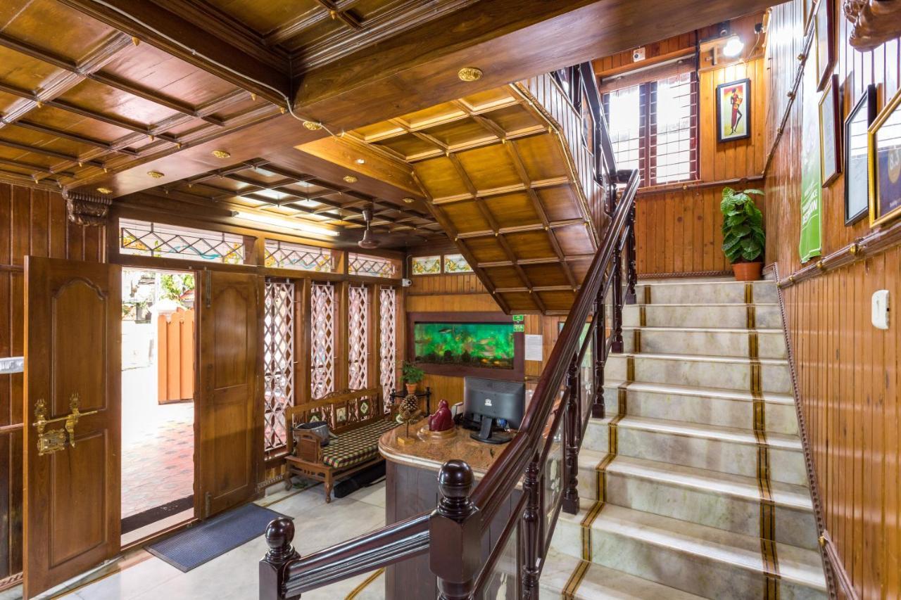 Hotel White Rose Kochi Zewnętrze zdjęcie